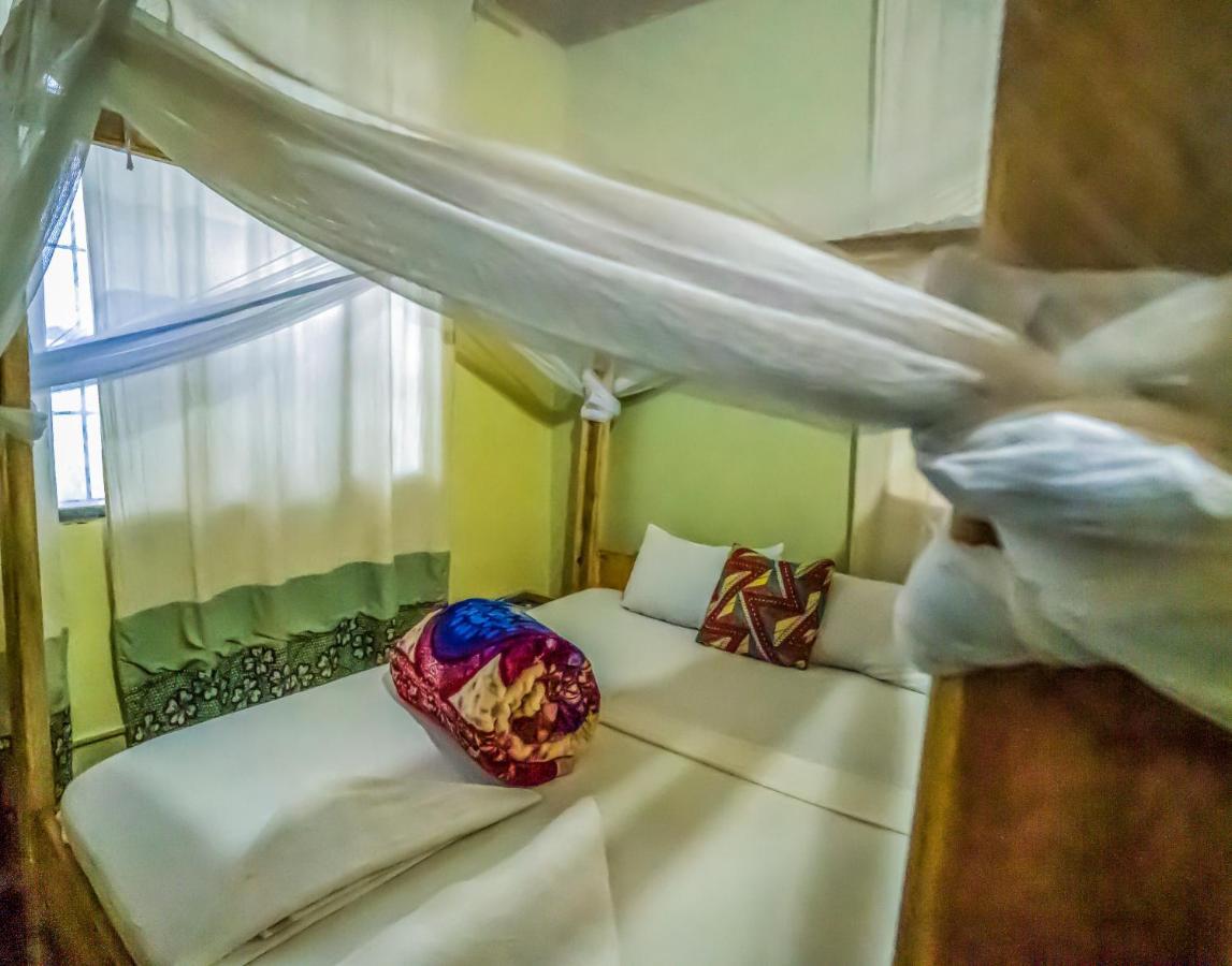The Secret Garden Hotel Moshi Extérieur photo