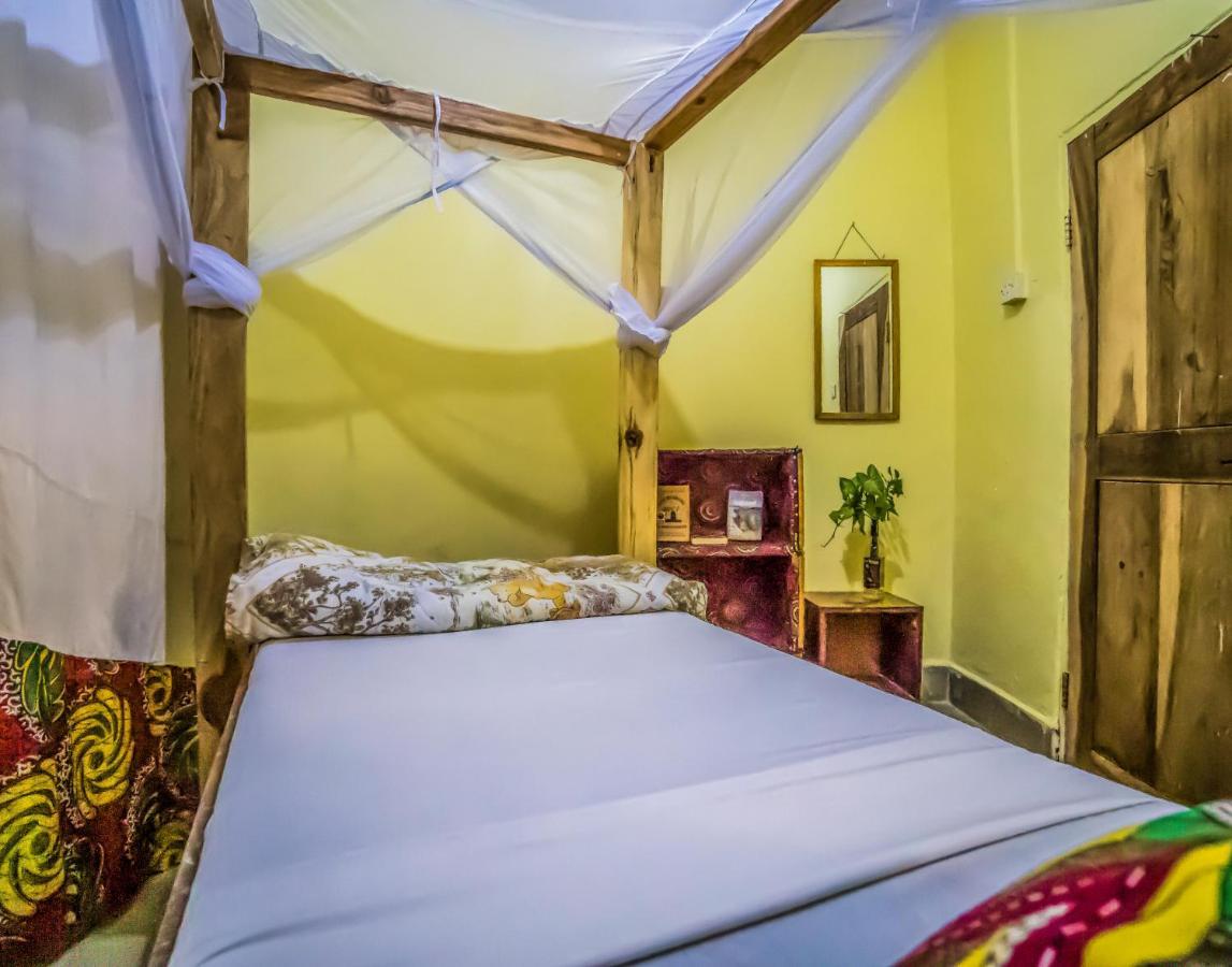 The Secret Garden Hotel Moshi Extérieur photo