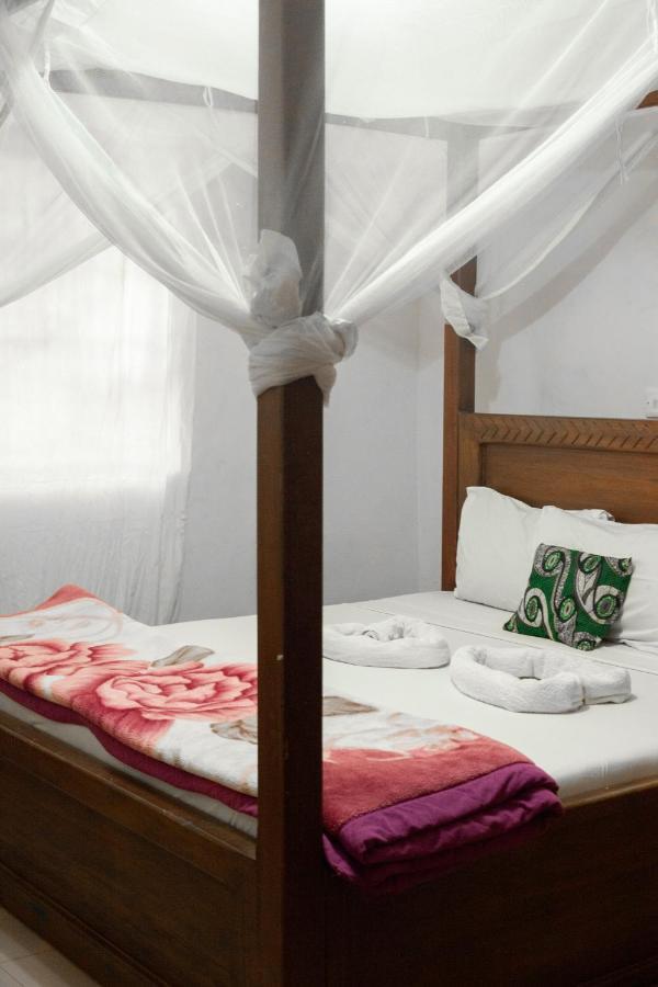 The Secret Garden Hotel Moshi Extérieur photo