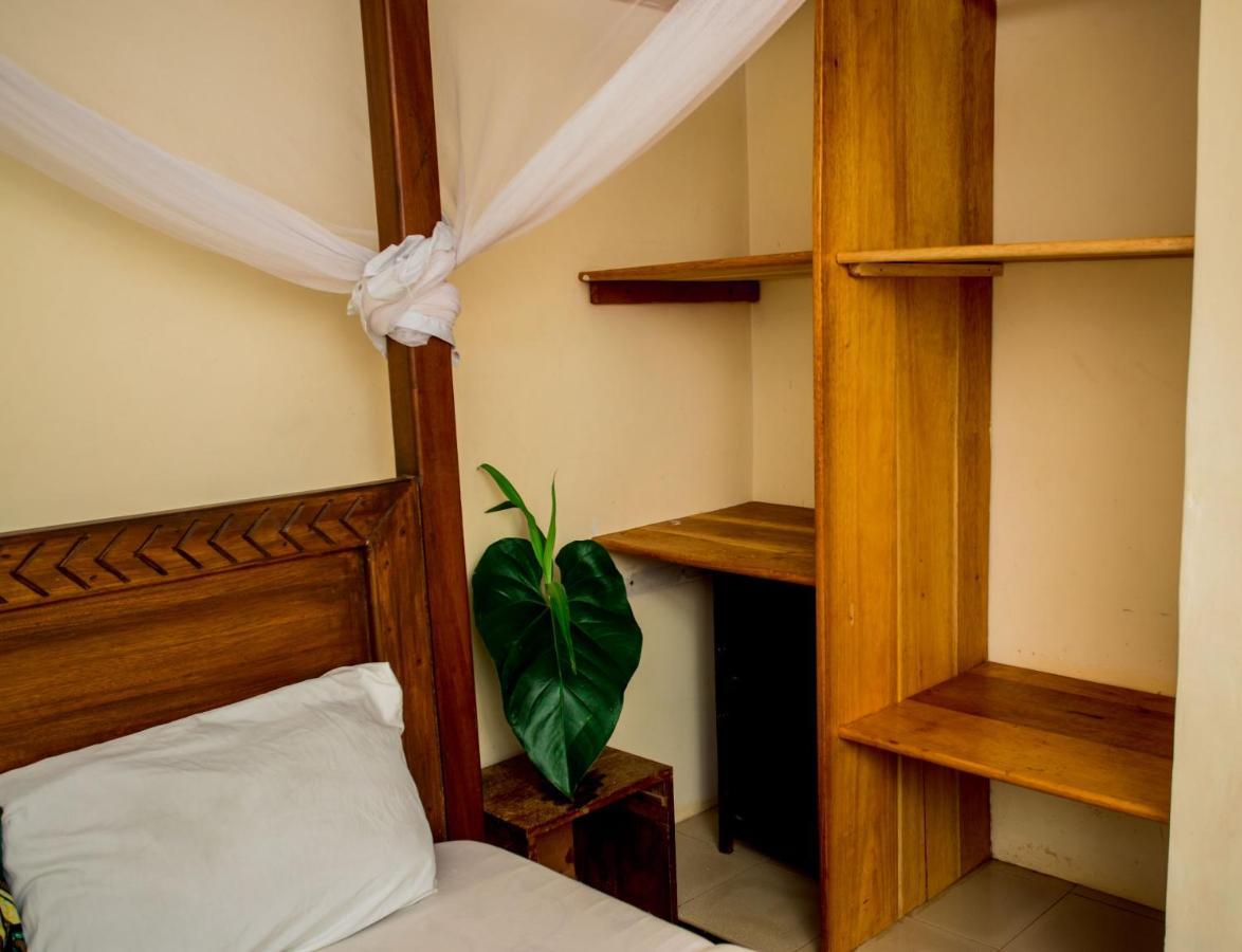 The Secret Garden Hotel Moshi Extérieur photo